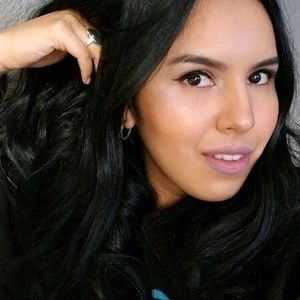 Meet your Posher, Stephany